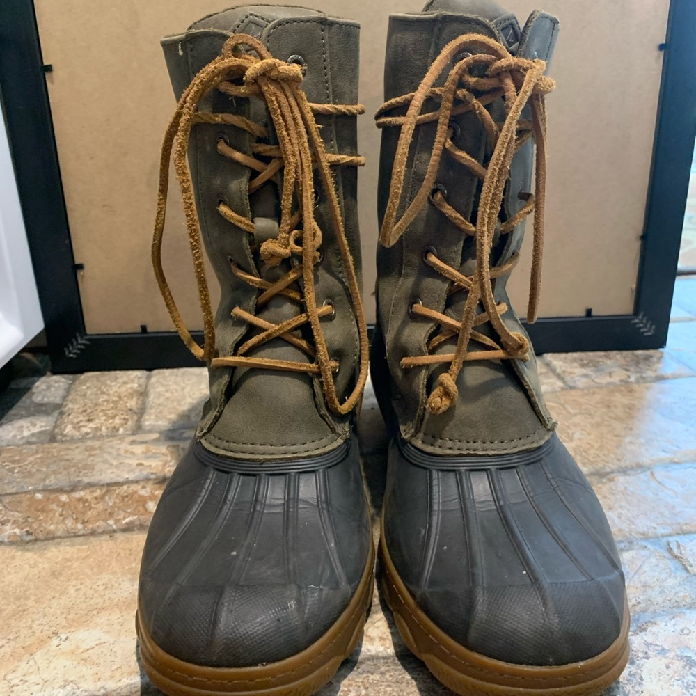 Sperry olive green suede duck boots